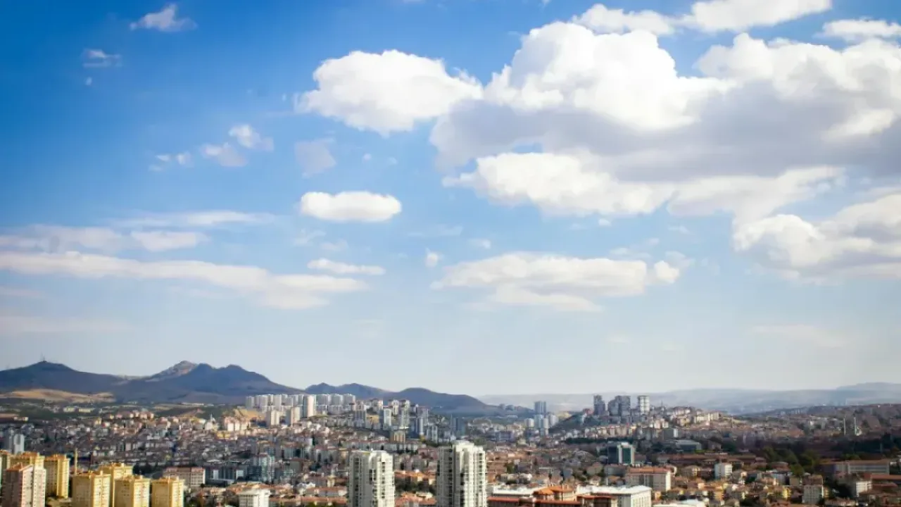 İstanbul 16 Haziran 2026: Açık Hava, 18°C Hissedilen 19°C