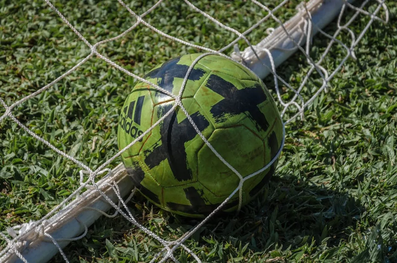 Süper Lig'de Hafta Sonu Heyecanı: Derbi ve Zirve Yarışı Ön Planda