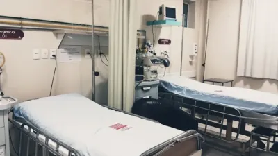 Boyun Fıtığı: Belirtiler, Kol Ağrısı ve Tedavi Yöntemleri
