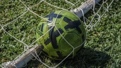 Süper Lig'de Hafta Sonu Heyecanı: Derbi ve Zirve Yarışı Ön Planda