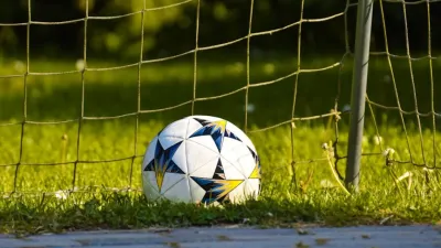 Süper Lig Zirvesi: Galatasaray Lider, Fenerbahçe ve Trabzonspor Takipte