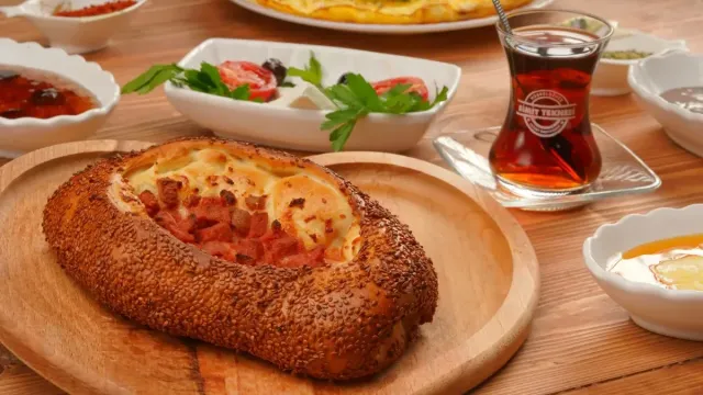 Kestaneli ve Pastırmalı Risotto