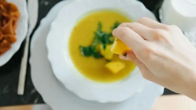 Karamelize Soğanlı Kremalı Çorba