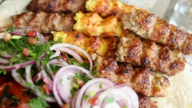Zeytinyağlı Kereviz Köftesi