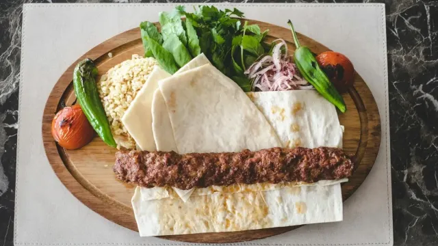 Fırında Sebzeli Kuzu Kapama