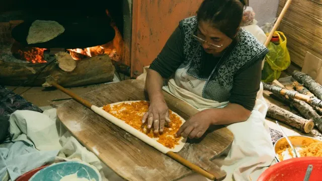 Çörek Otu ve Kıymalı Yufka Böreği