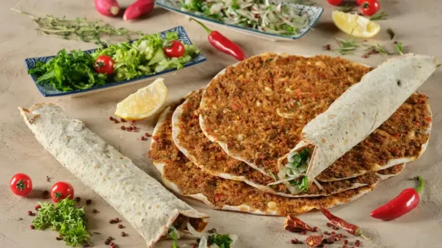 Kıymalı Fırın Böreği Tarifi