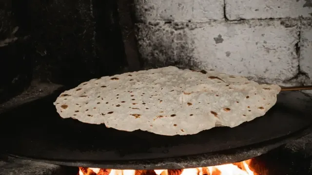 Kıymalı Yufka Böreği: Tepside Pratik Lezzet