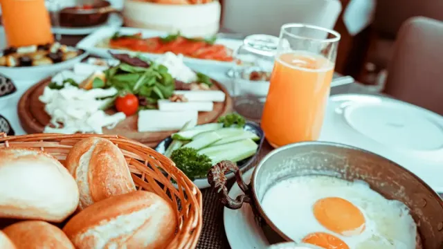 Fırında Patlıcanlı ve Peynirli Mücver