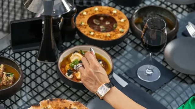 Atom Meze (Yoğurtlu Acılı Meze)