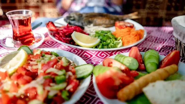 Fırında Kabak Mücveri - Pratik ve Sağlıklı Meze