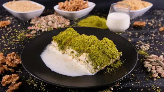 Portakal Çiçeği ve Antep Fıstıklı Osmanlı Lokumu