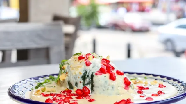 Nar Ekşili İçli Köfte (Kıymalı ve Cevizli)