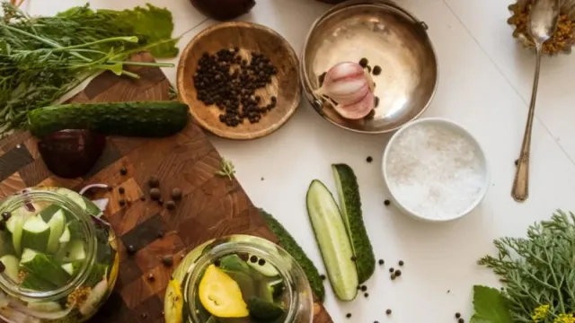 Köy Biberi Turşusu (Sirke ve Limon Aromalı)