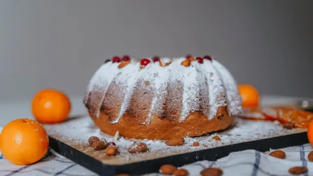 Fındık Unlu Glutensiz Portakallı Kek