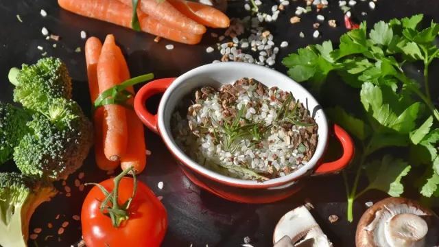 Fesleğenli ve Limon Kabuklu Zeytinyağlı Taze Fasulye