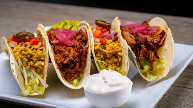 Türk Usulü Baharatlı Dana Taco