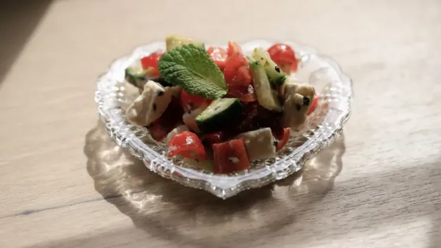 Anadolu Usulü Çoban Salatası Tarifi