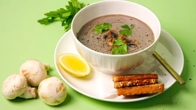 Fırınlanmış Kabak ve Nane Aromalı Kremalı Çorba