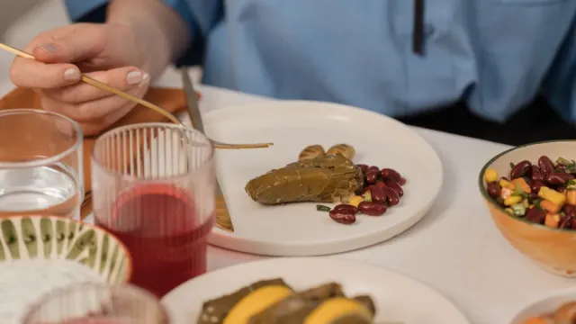 Zeytinyağlı Pırasa Dolması - Fırında Mis Kokulu
