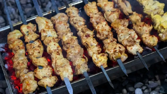 Antep Usulü Nar Ekşili Patlıcanlı Kebap