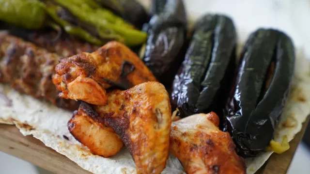 Fırında Közlenmiş Patlıcanlı Baba Gannuş