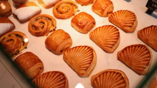 Kıymalı Antep Fıstıklı Çörek