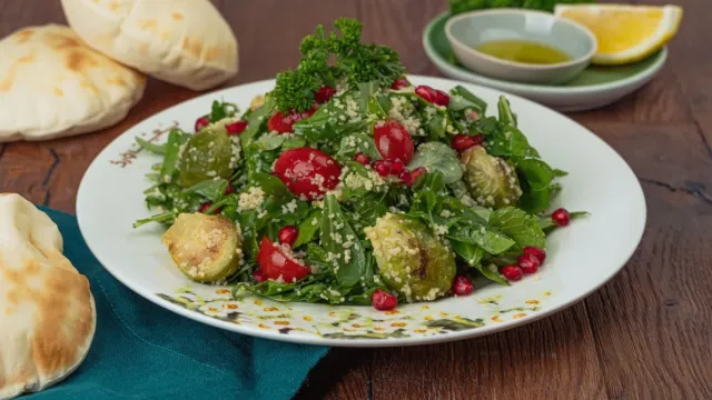 Sebzeli Kinoa Salatası