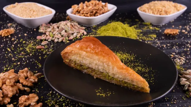 Antep Baklavası: Geleneksel Gaziantep Usulü Adım Adım Tarif