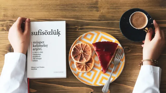 Fırınlanmış Kabak Dilimleri (Sarımsaklı Yoğurtlu)