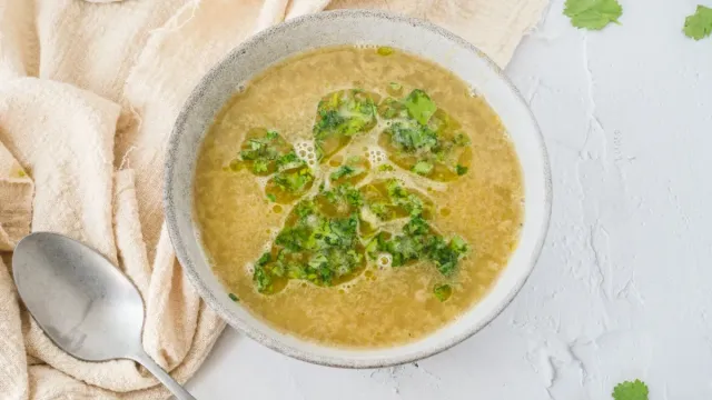 Ev Yapımı Mercimek Çorbası