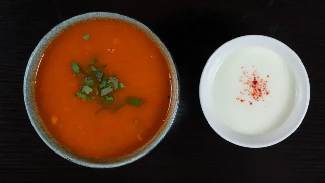 Mercimekli Yoğurt Çorbası