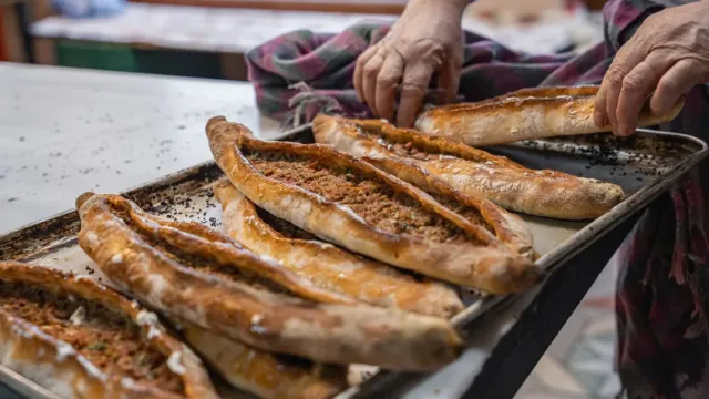 Fırında Kaşarlı Patatesli Poğaça