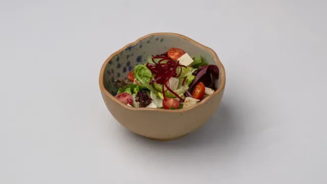Kırmızı Pancarlı Antep Fıstıklı Yoğurtlu Salata