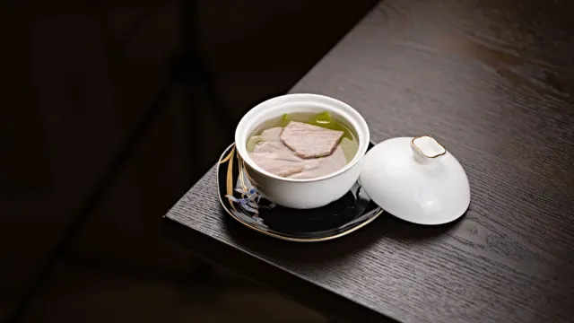 Safranlı Ayran Çorbası