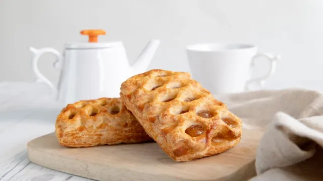 Çörek Otu ve Kıymalı Yufka Böreği