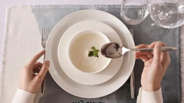 Kırmızı Mercimekli ve Kerevizli Anadolu Çorbası