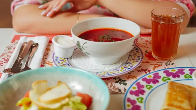 Fırında Kızarmış Soğanlı Kremalı Çorba