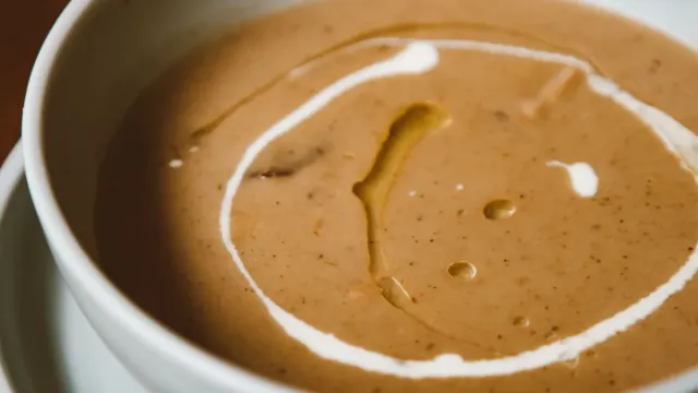 Fırınlanmış Mantarlı Kremalı Çorba