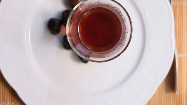 Kızılcık Şerbeti Tarifi: Geleneksel Anadolu Serinliği