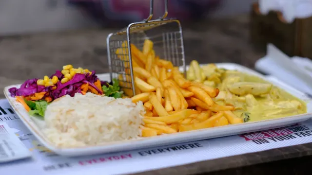 Fırında Limonlu Biberli Tavuk Sote