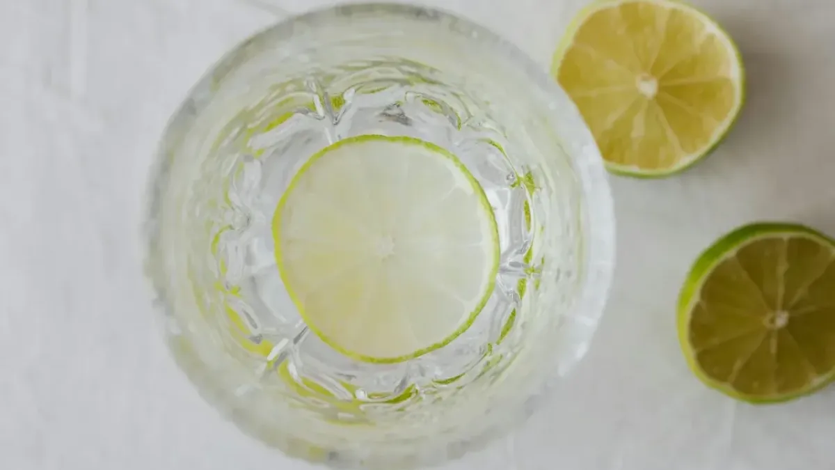 Osmanlı İlhamlı Bademli Matcha Latte Tarifi