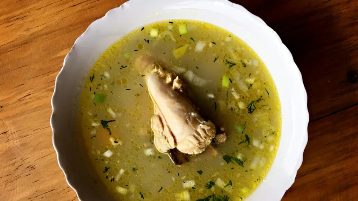 Anne Usulü Terbiyeli Tavuk Çorbası Tarifi