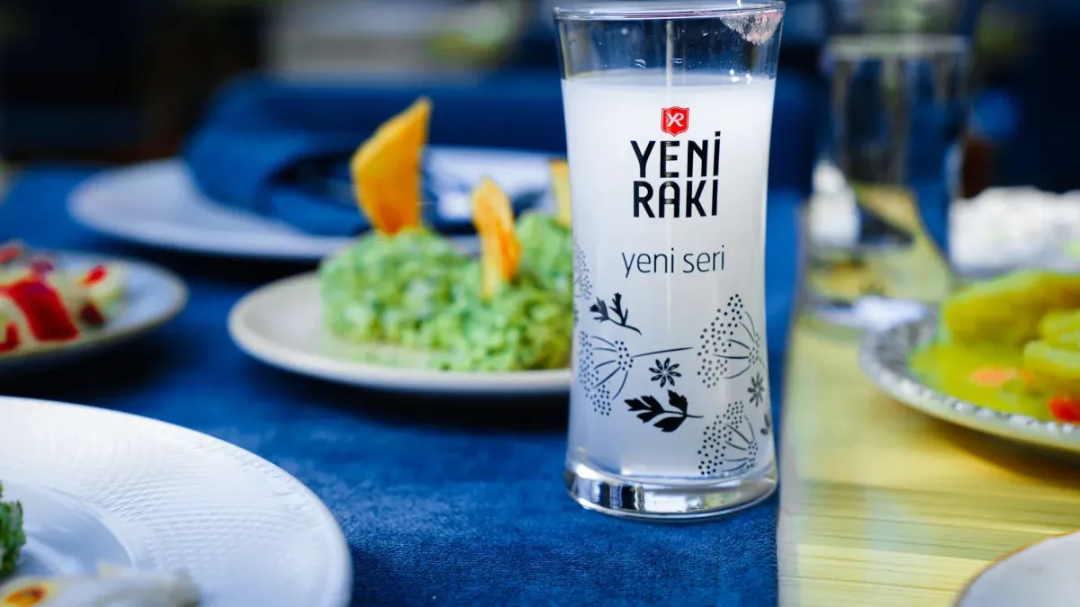 Ayran Çorbası Tarifi: Taze Nane ve Limonlu