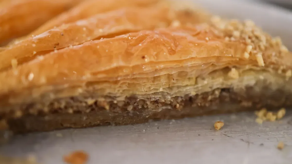 Antep Fıstıklı Cevizli Baklava Yapımı: Evde Kolay Tarif