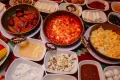 Bir Pazar Klasiği Serpme Kahvaltı İsrafın Zirvesi mi ?