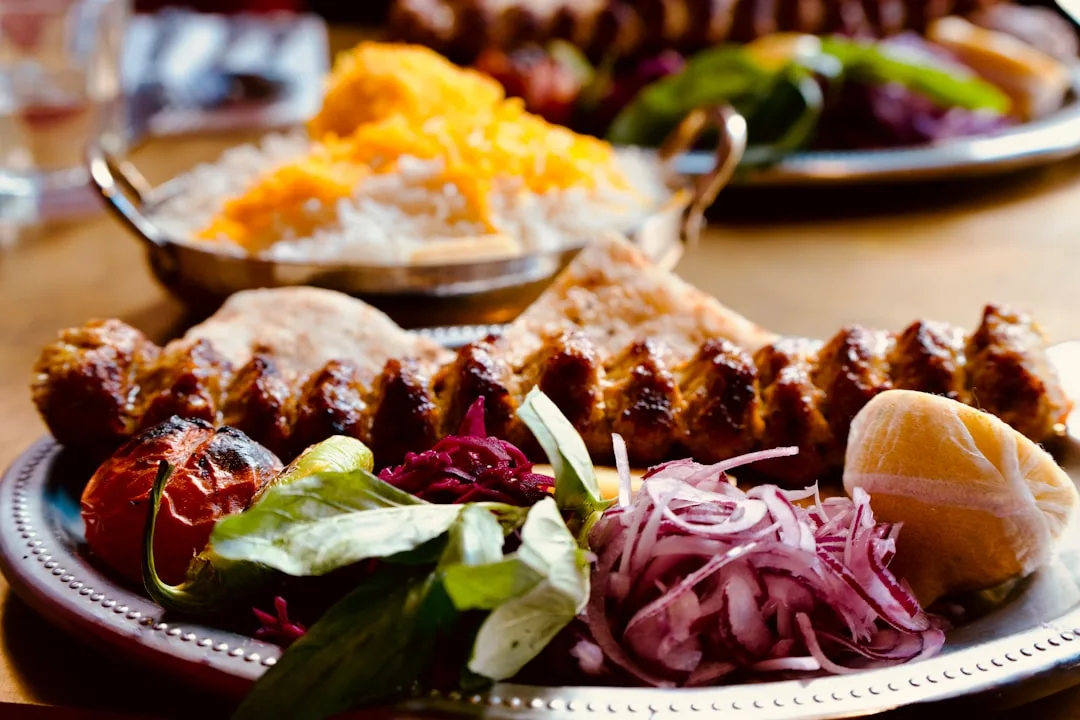 Fırında Baharatlı Köfte: Izgara Lezzeti Evde