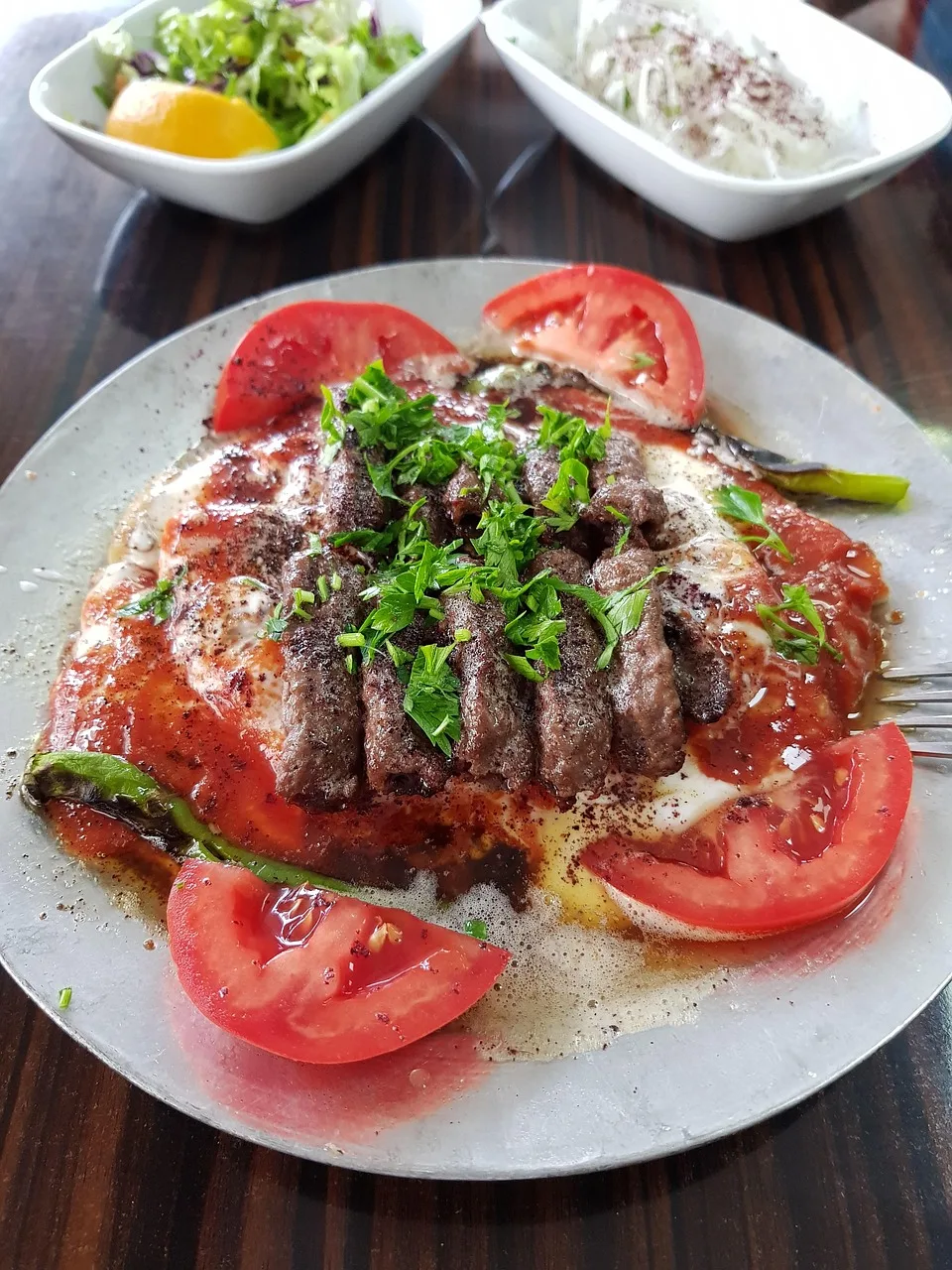 Fırında Baharatlı Izgara Köfte